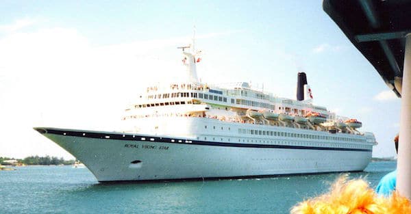 Royal Viking Star in 1990 - photo: Terageorge via Wikipedia 