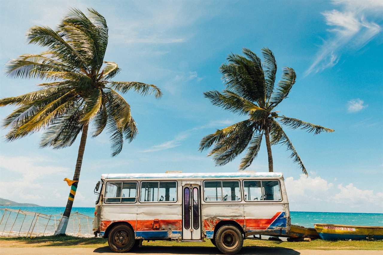 jamaica bus