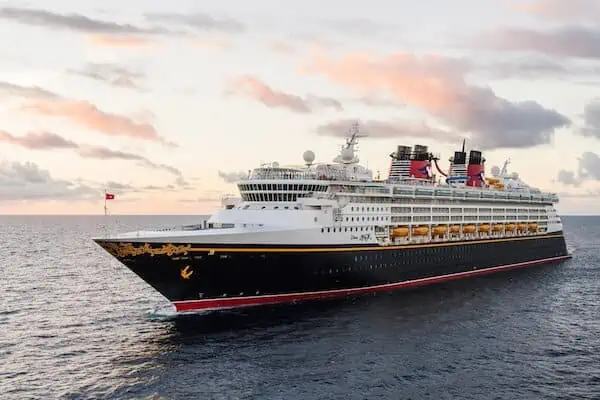 Disney cruise ships Magic exterior